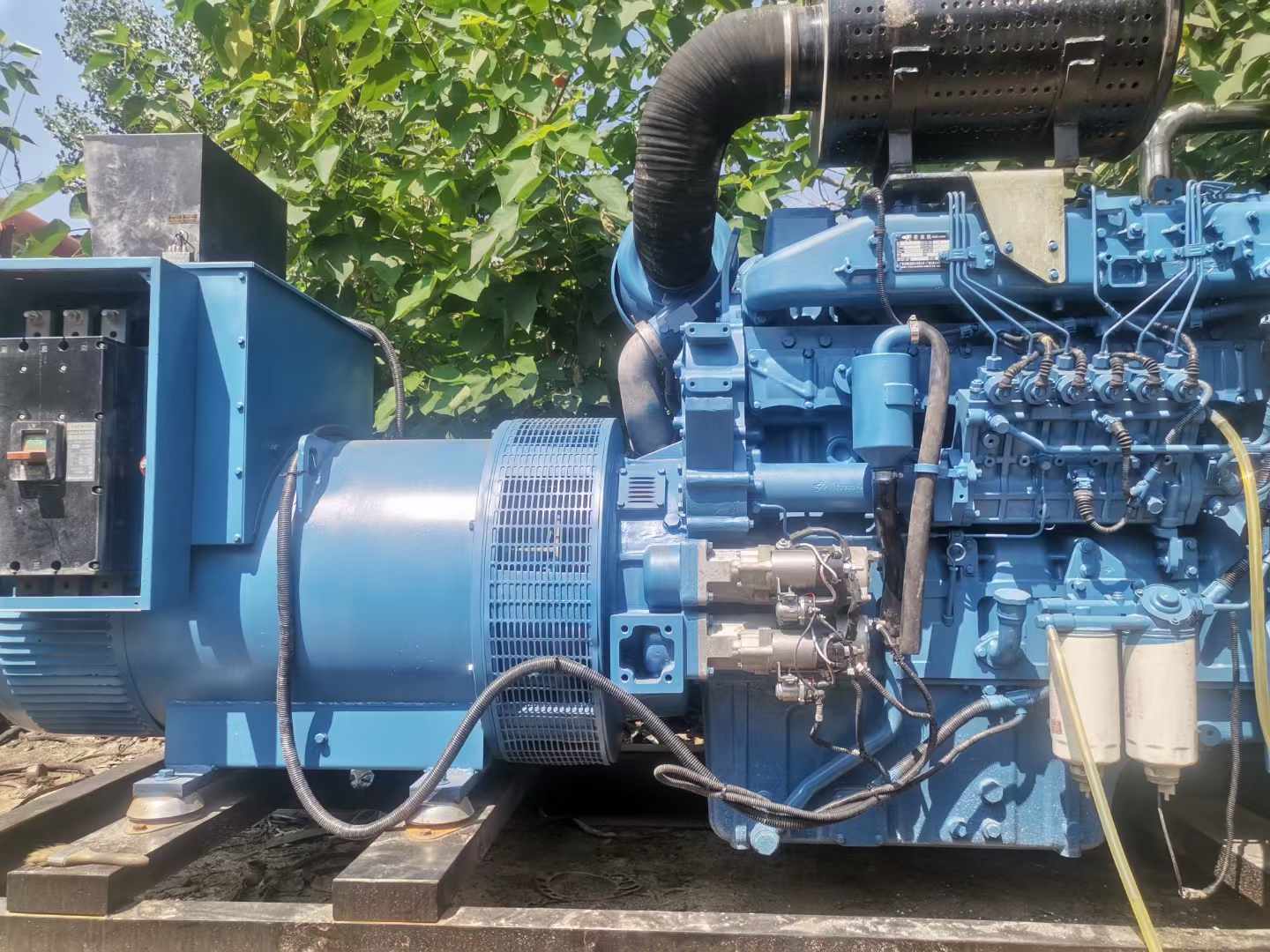 秦州详细说明降低 800kW 柴油发电机输出电流波动的方法