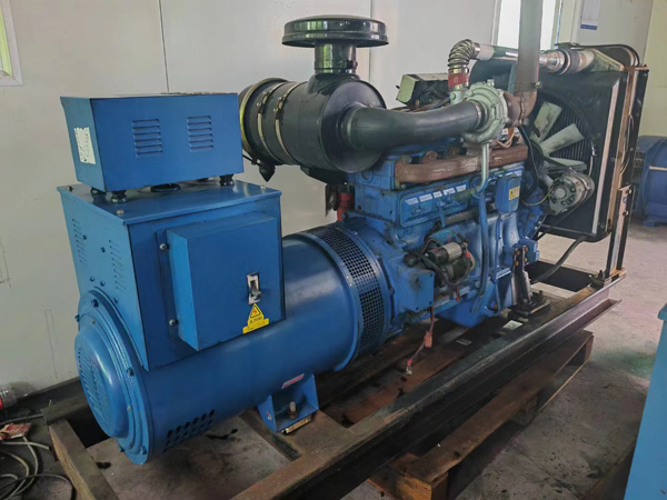 秦州100kW柴油发电机组使用多级机油有哪些优缺点？